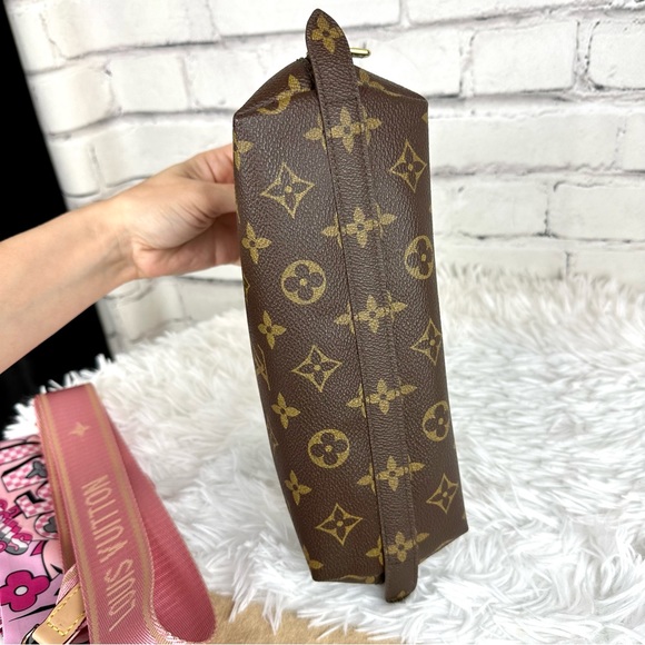 Louis Vuitton Demi Ronde Crossbody Pouch bag with chain, scarf and dust bag - Picture 10 of 16